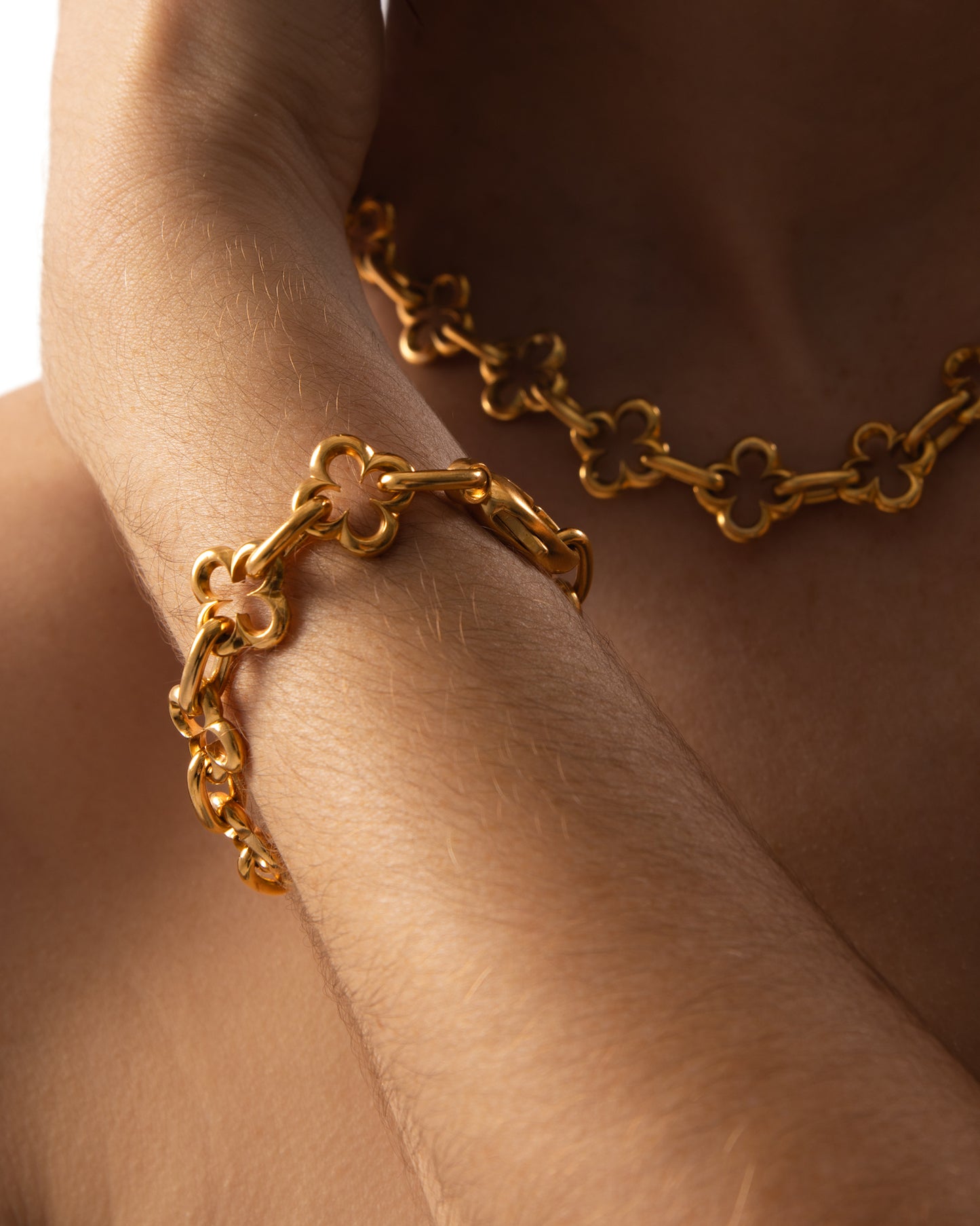 LA FLEUR GOLD PLATED BRACALET